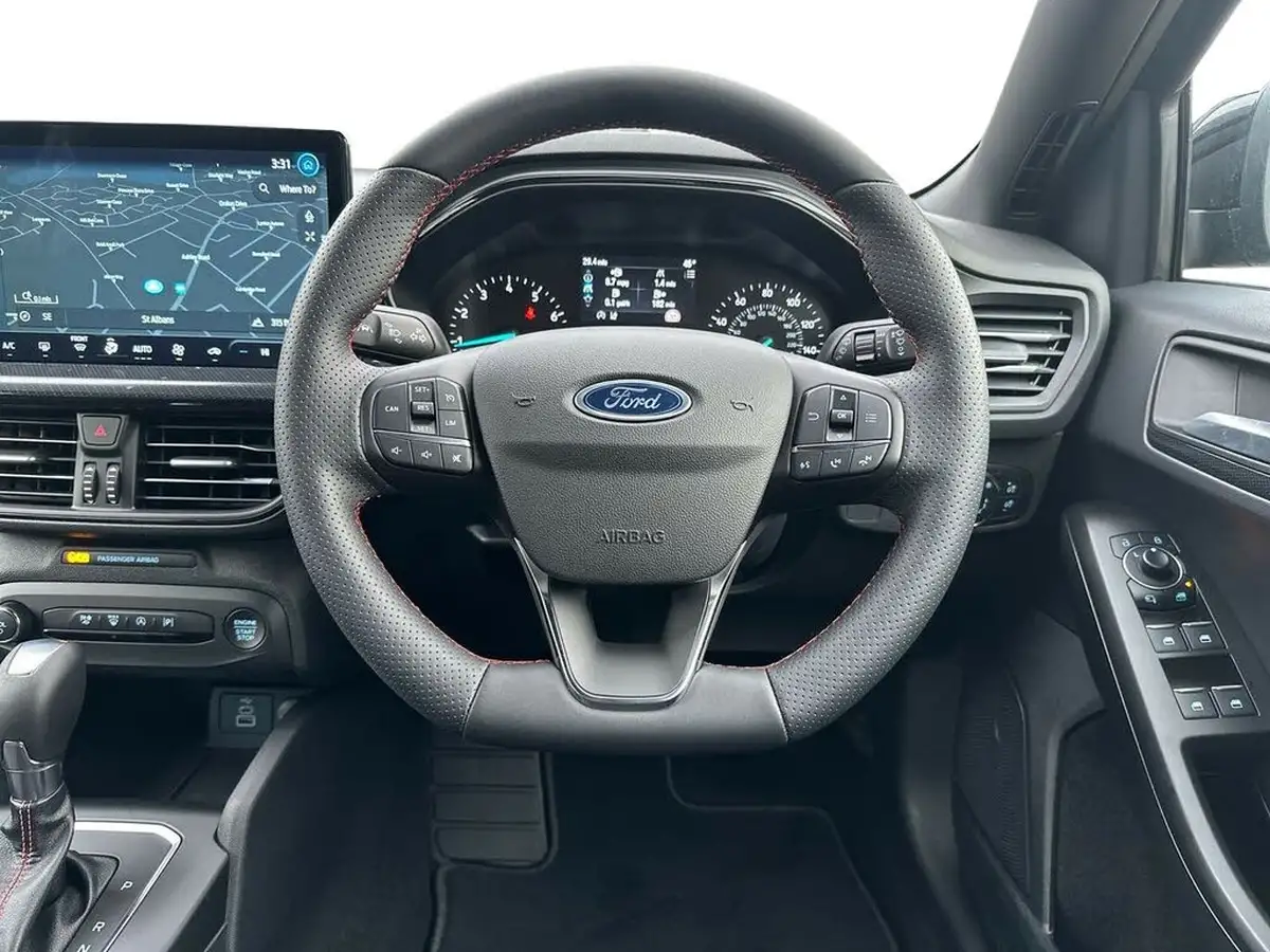 2025-ford-focus-10t-st-line-155ps-estate-powershift-big-15