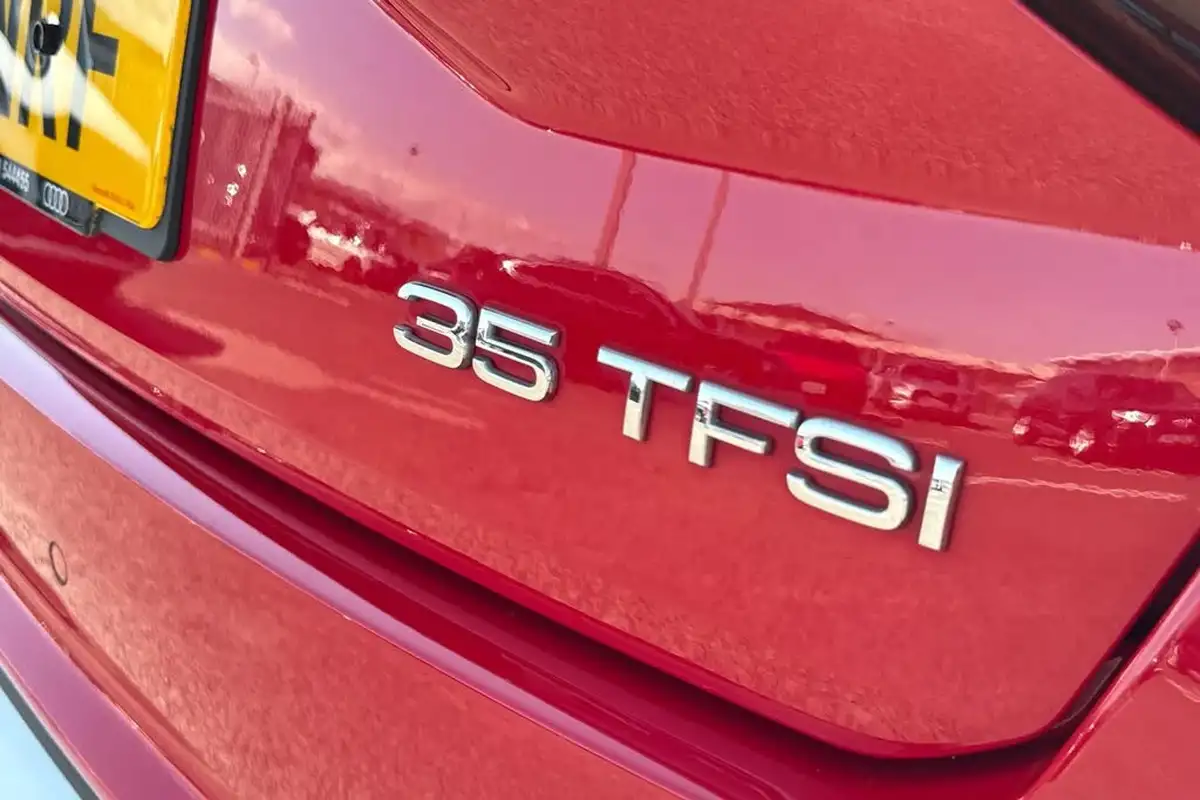 2022-audi-q2-15-35-tfsi-s-line-tronic-big-29