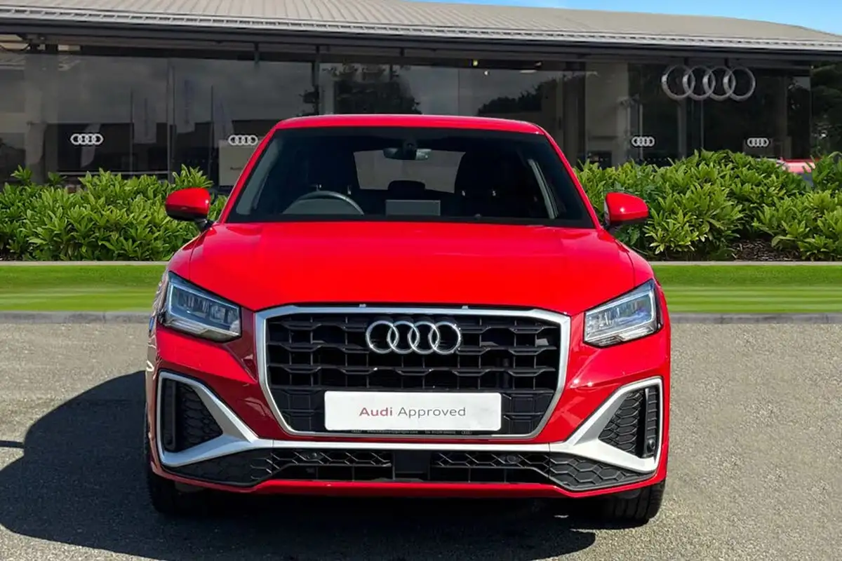 2022-audi-q2-15-35-tfsi-s-line-tronic-big-5