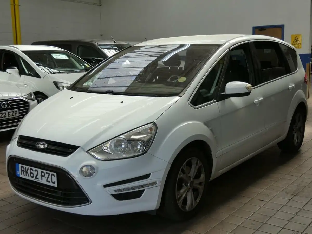 2012-ford-s-max-20td-titanium-140ps-big-4
