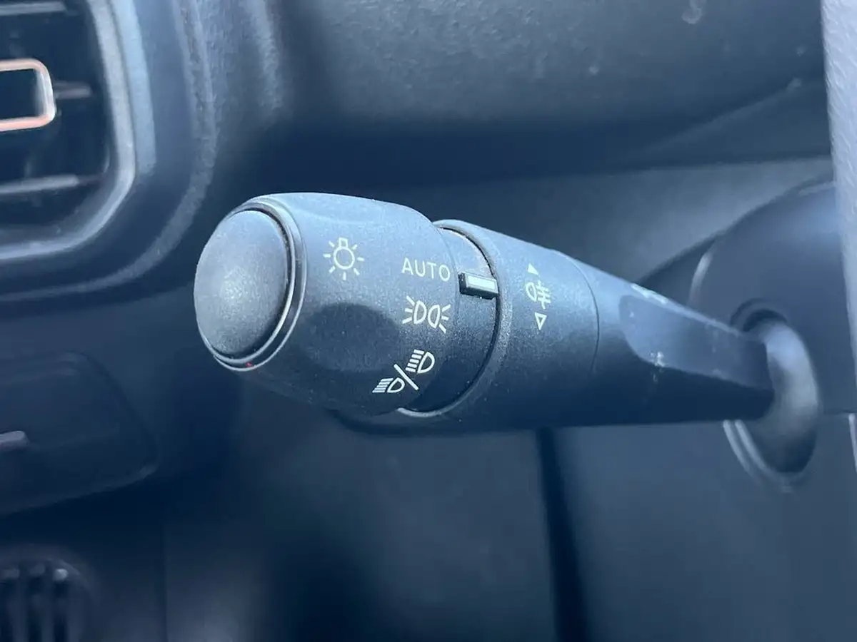 2024-peugeot-partner-15-bluehdi-professional-100pseu6d-big-22