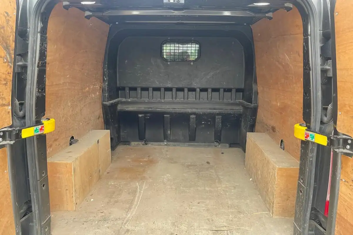 2020-ford-transit-custom-20tdci-320-l2h1-limited-130pseu6dt-double-cab-in-van-big-13