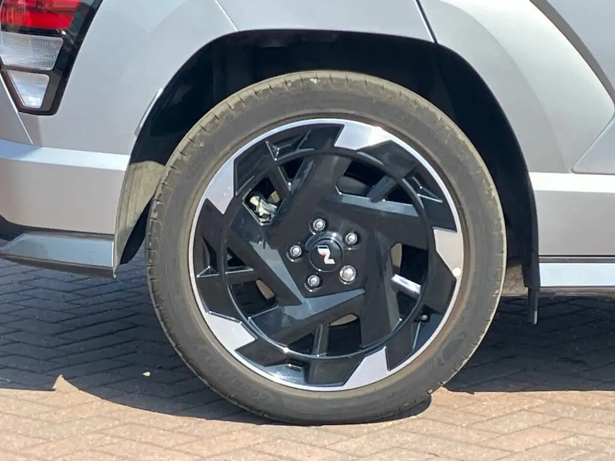 2024-hyundai-kona-e-n-line-big-7