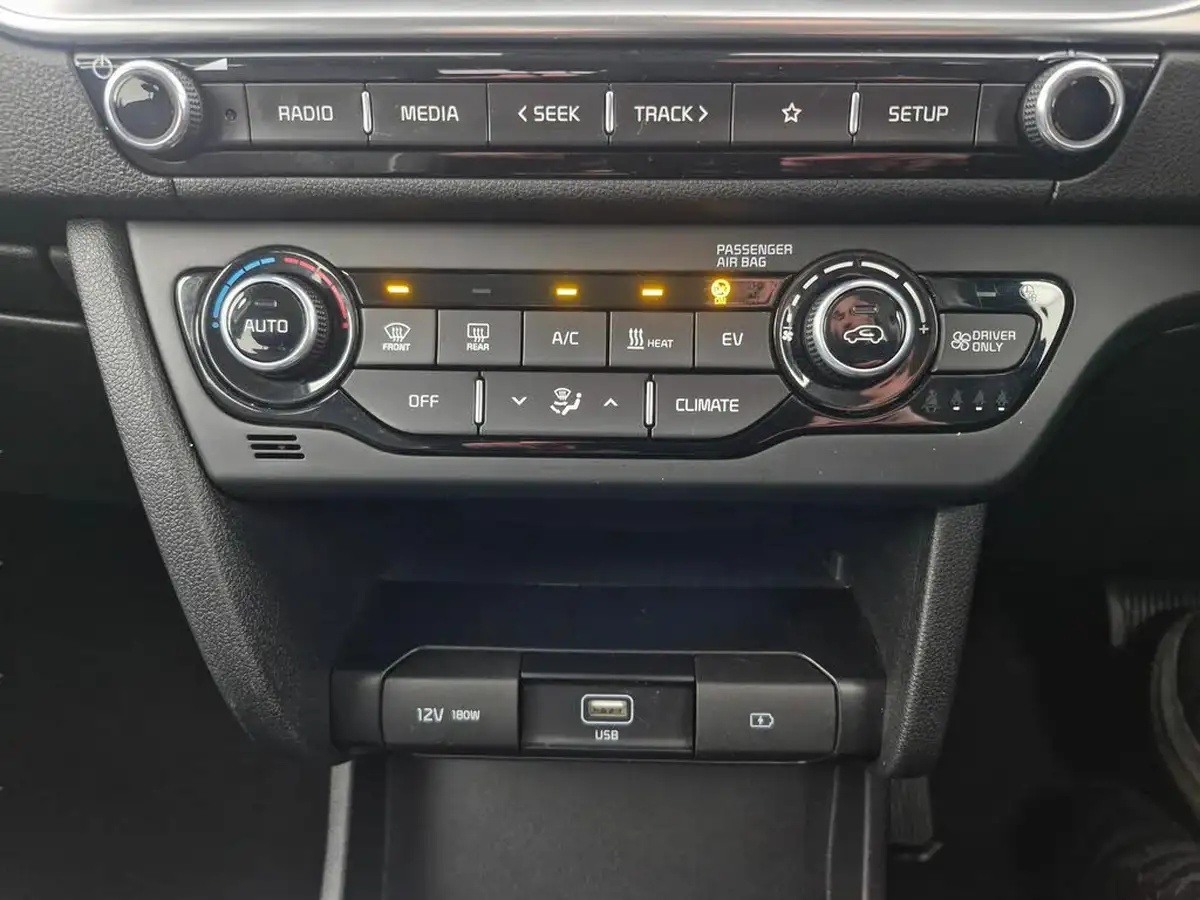 2022-kia-e-niro-ev-2-64-big-29