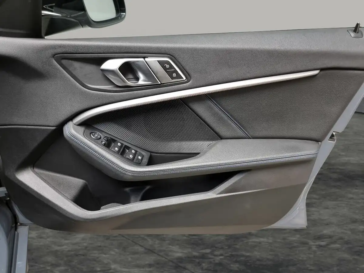 2022-bmw-1-series-15-118i-m-sport-lcp-big-36