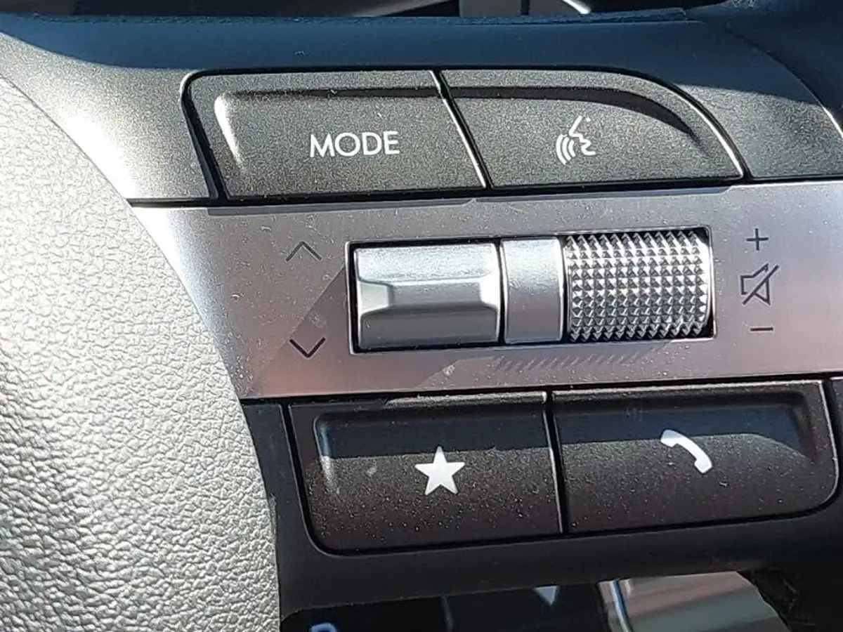 2024-hyundai-kona-16-gdi-advance-141ps-dct-big-18
