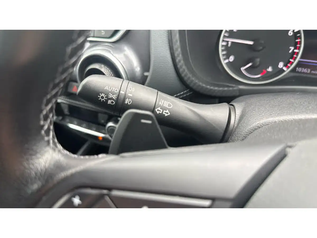 2022-nissan-juke-10-dig-t-tekna-dct-big-42