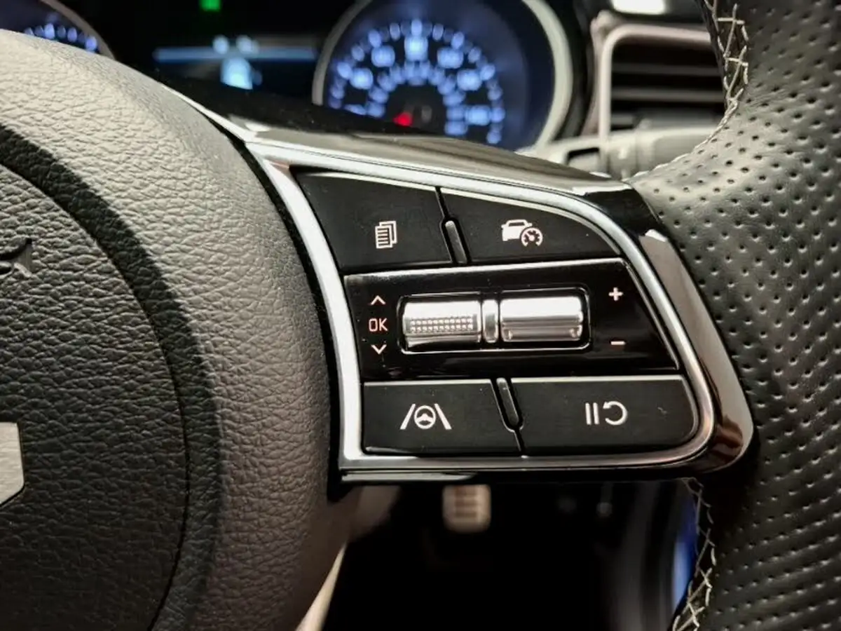 2022-kia-pro-ceed-15-t-gdi-gt-line-big-18
