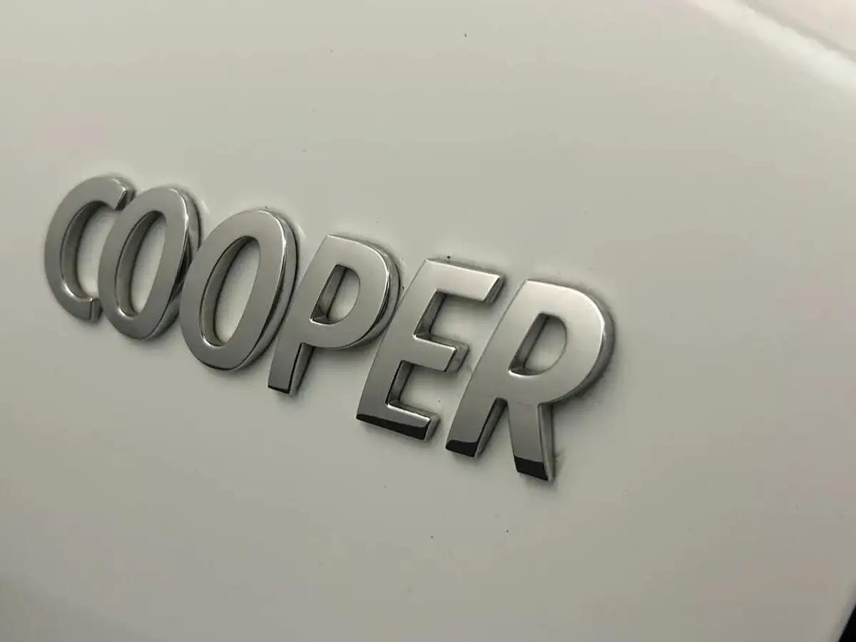 2019-mini-countryman-15-cooper-classic-big-17