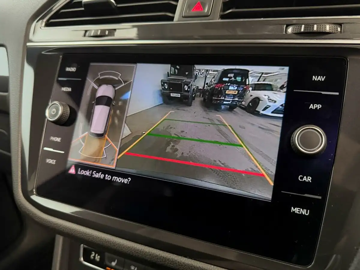 2021-volkswagen-tiguan-allspace-15-tsi-r-line-tech-big-41
