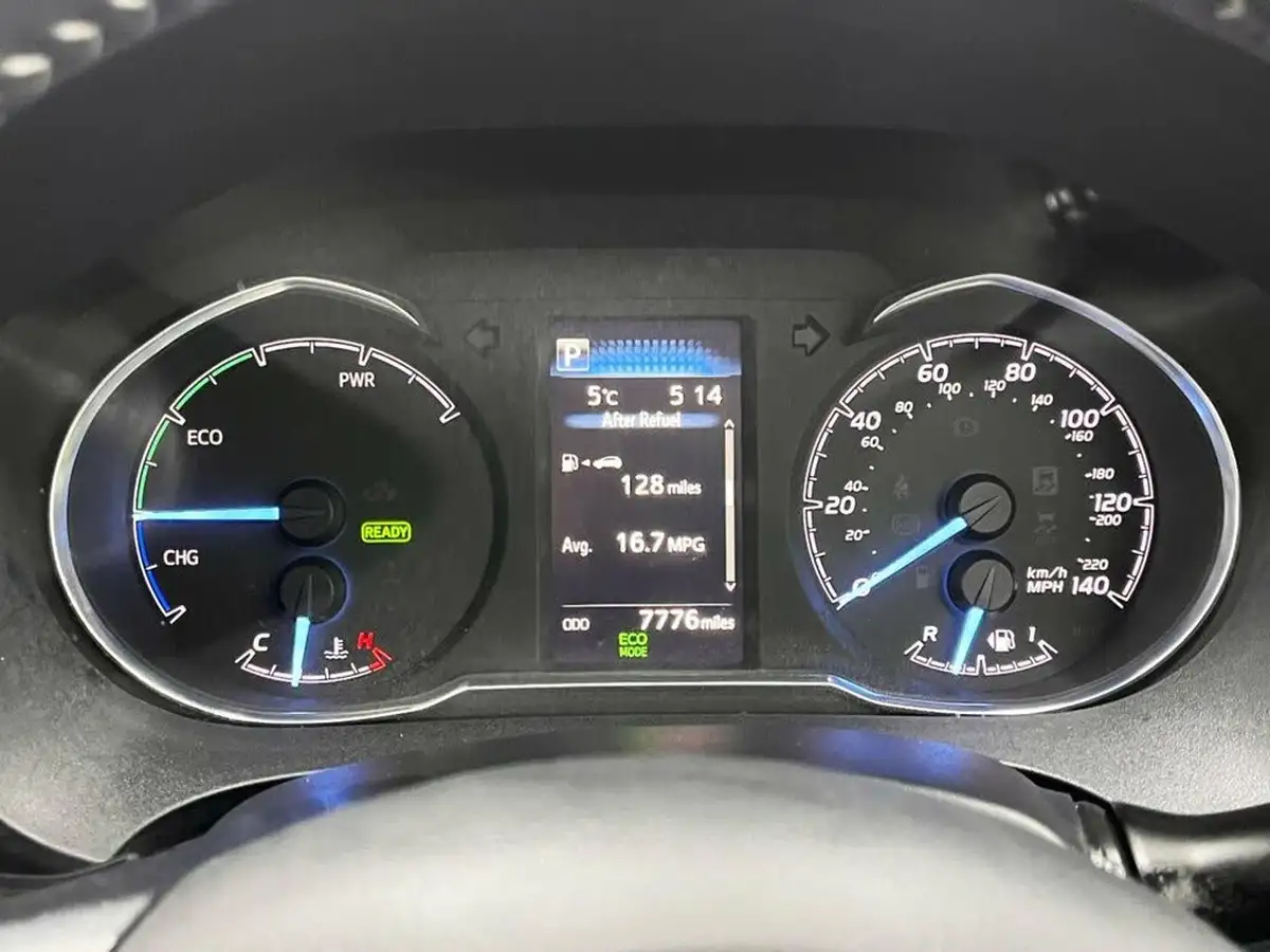 2020-toyota-yaris-15-vvt-i-y20-98bhp-hybrid-1497cc-e-cvt-big-19