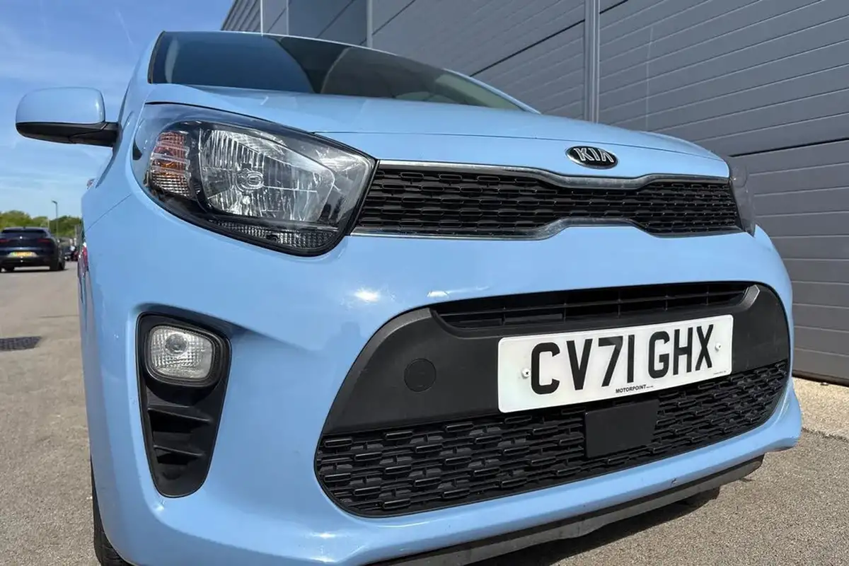 2021-kia-picanto-10-2-big-8