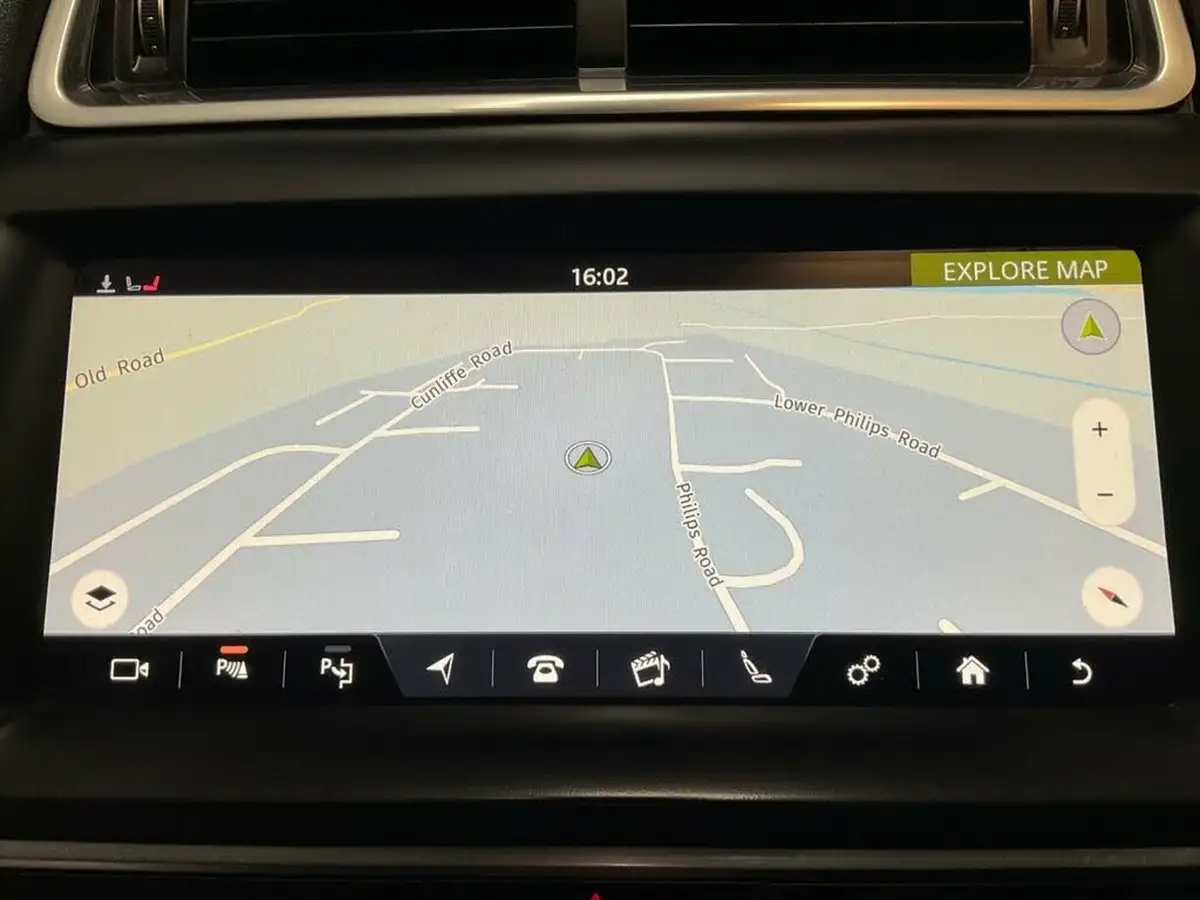 2018-jaguar-e-pace-20-i4d-s-ss-big-49