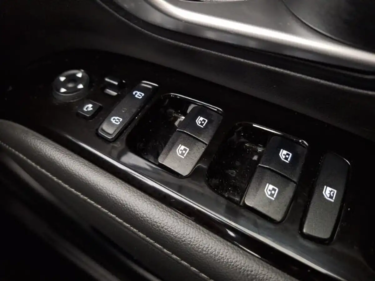 2023-hyundai-tucson-16-t-gdi-premium-230ps-hybrid-auto-big-18
