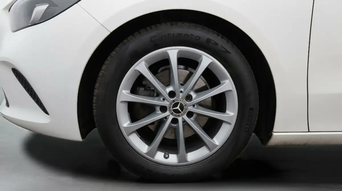 2020-mercedes-benz-b-class-13-b180-sport-7g-dct-big-18