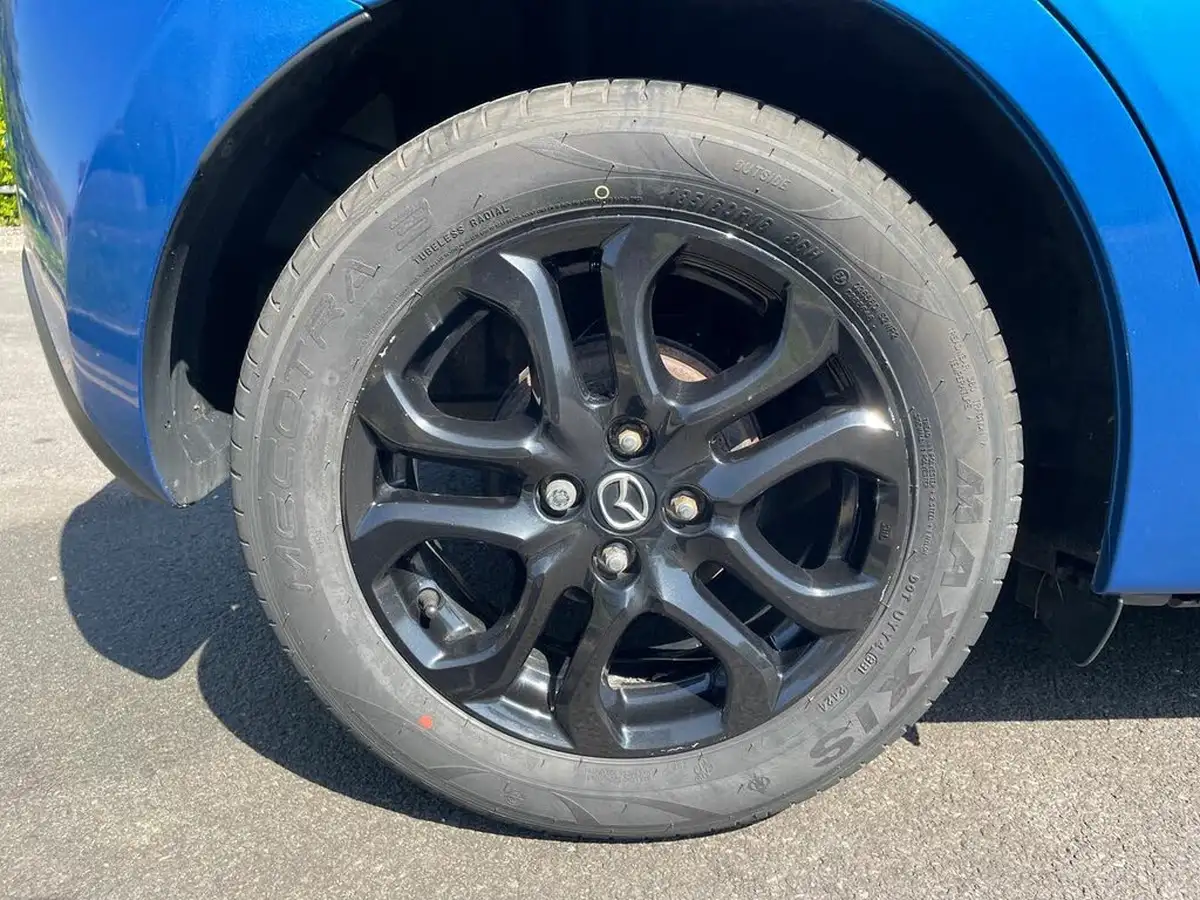 2018-mazda-mazda2-15-black-edition-big-8