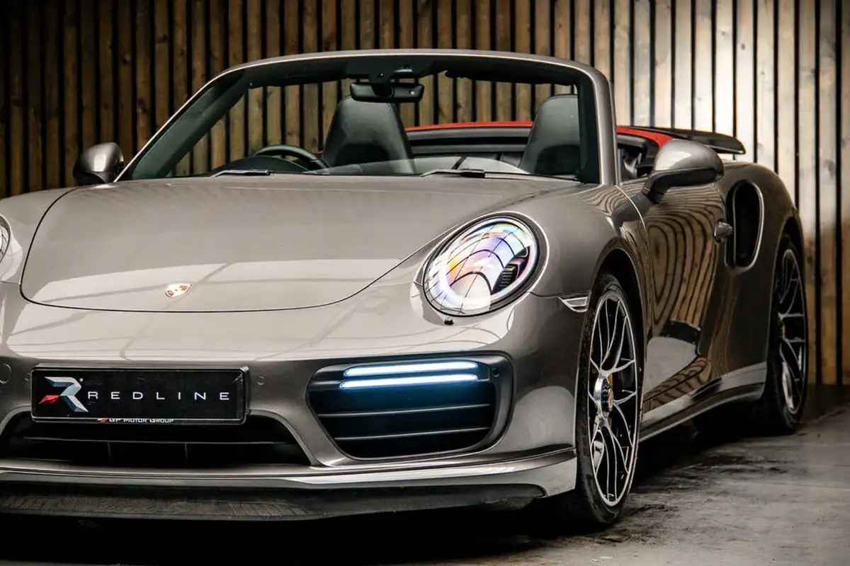 2017-porsche-911-38-turbo-s-cabriolet-big-12