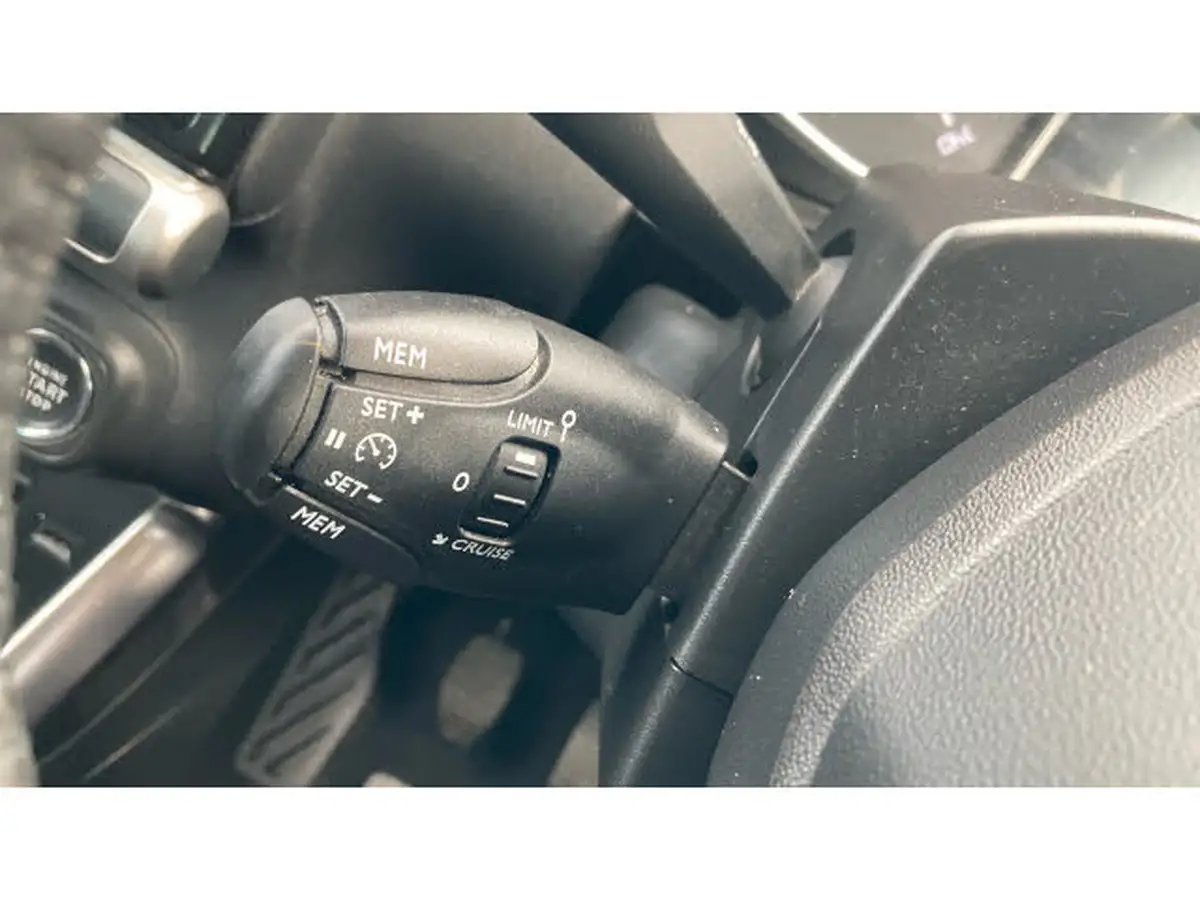 2022-citroen-c3-aircross-12-puretech-shine-plus-110ps-big-28