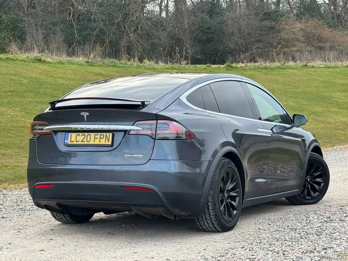 2020-tesla-model-x-e-ludicrous-performance-big-5
