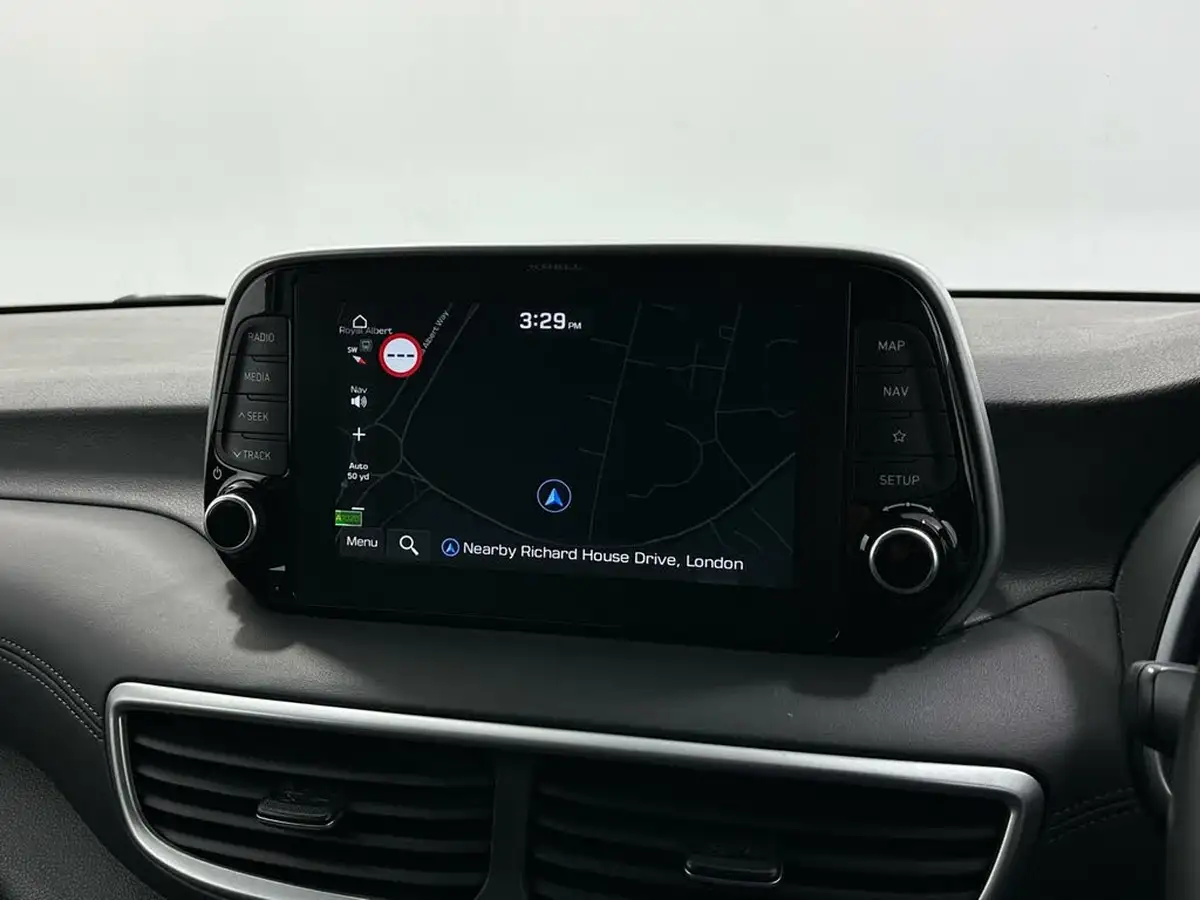 2019-hyundai-tucson-16crdi-premium-136ps-dct-big-22