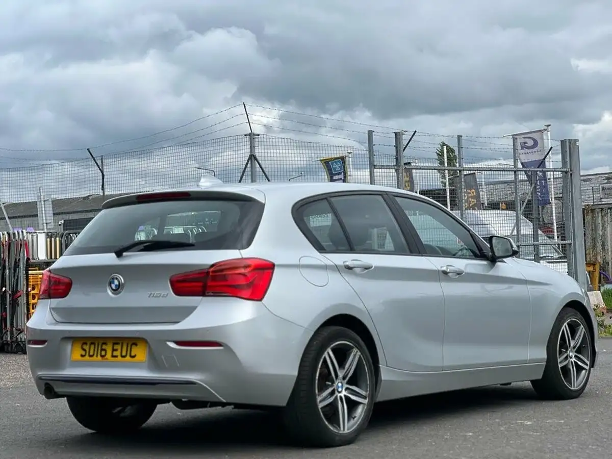 2016-bmw-1-series-15td-116d-sport-5d-big-5