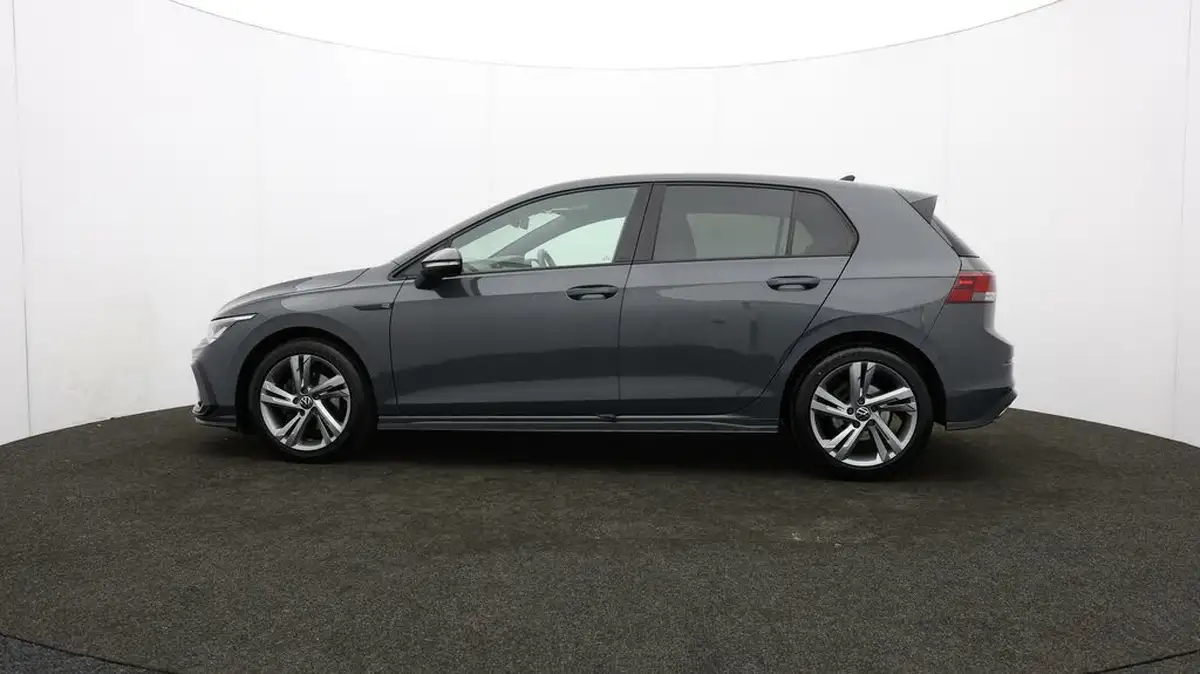 2022-volkswagen-golf-15-tsi-r-line-130ps-hatchback-big-69