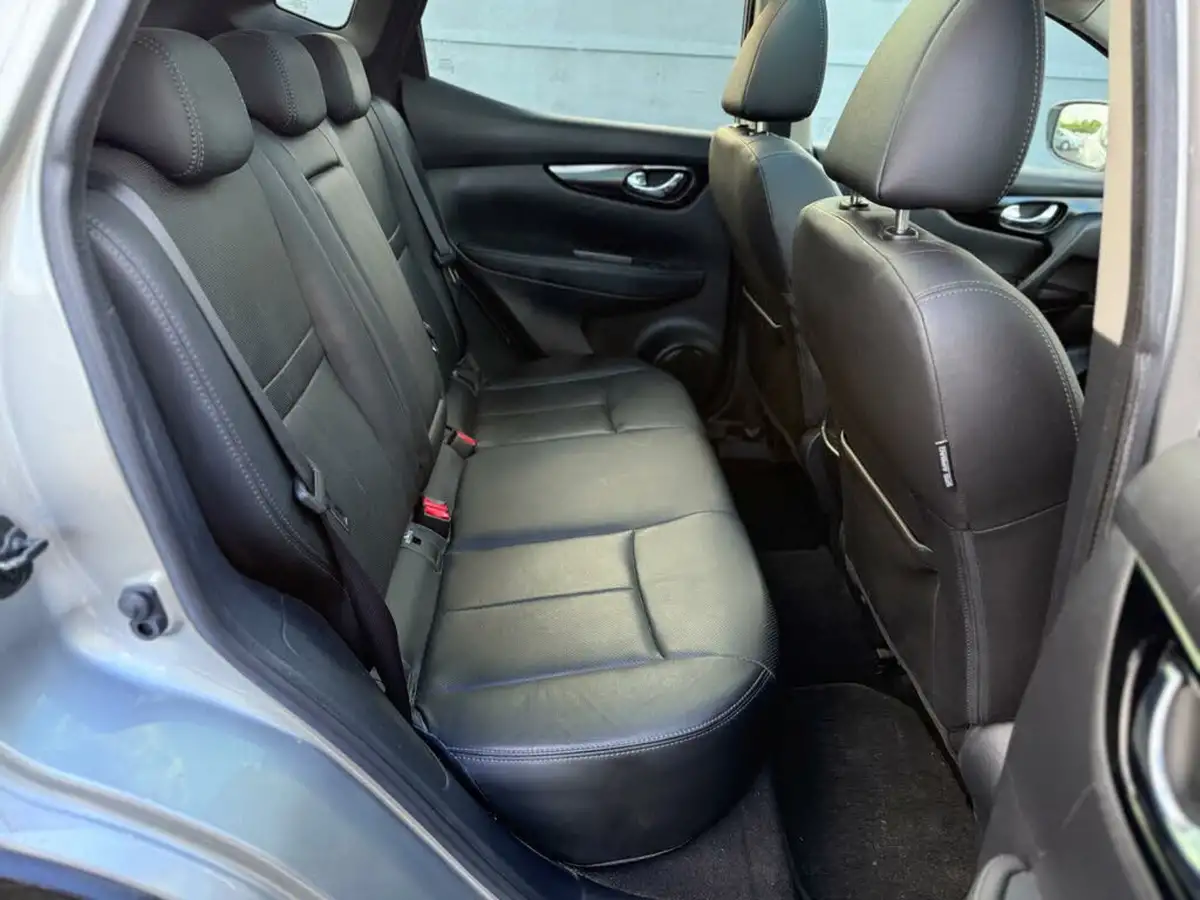 2015-nissan-qashqai-16dci-tekna-xtronic-cvt-big-26