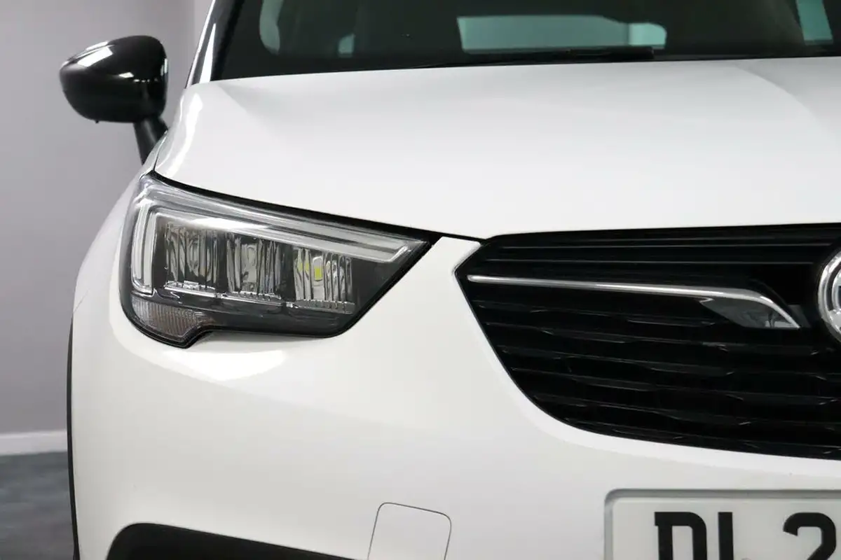 2020-vauxhall-crossland-x-12-elite-130ps-turbo-auto-big-24