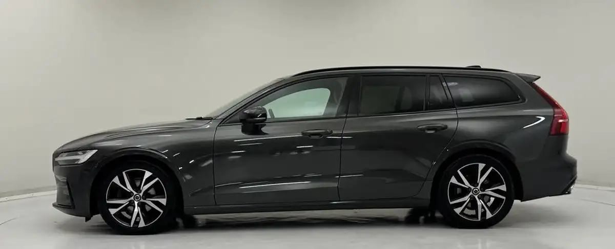 2021-volvo-v60-20-b3-r-design-161bhp-big-3