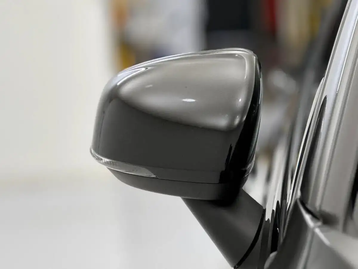 2021-volvo-v60-20-b3-r-design-161bhp-big-27