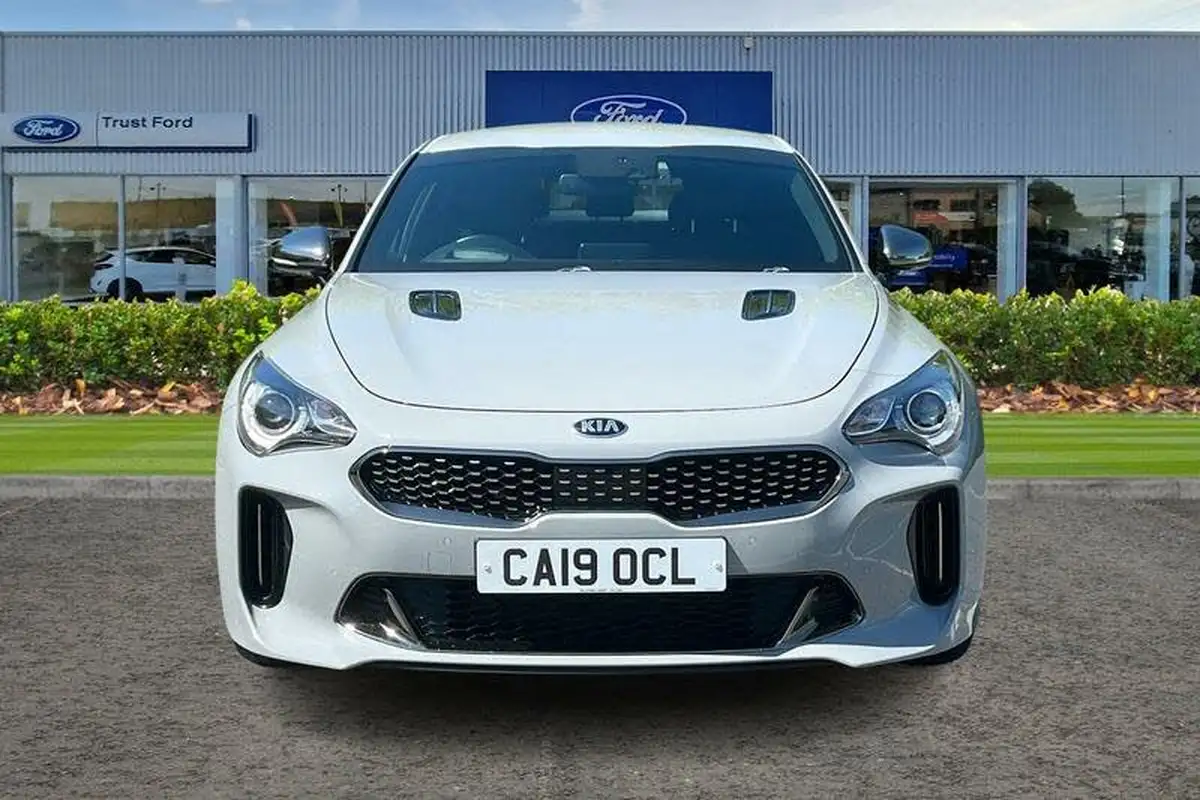 2019-kia-stinger-20-t-gdi-gt-line-244bhp-big-5
