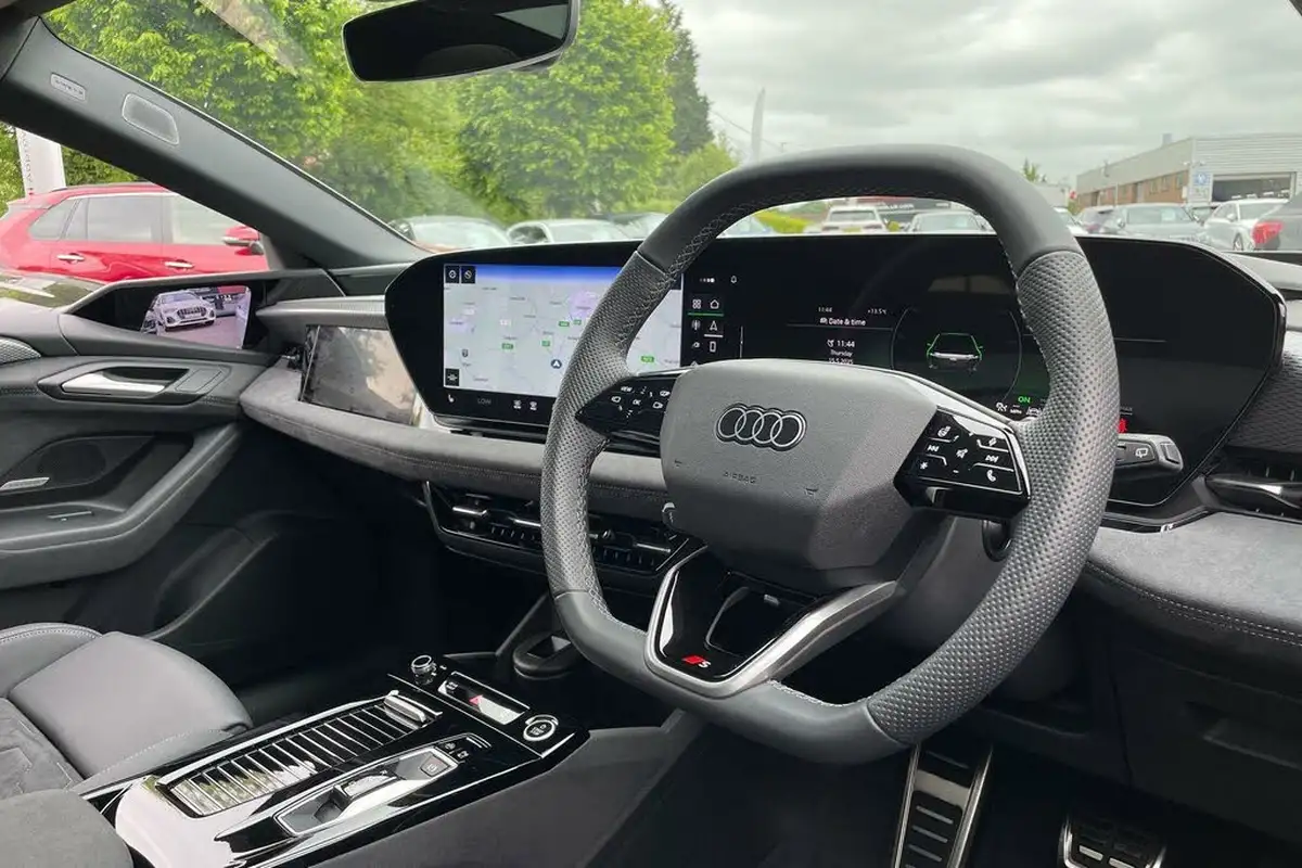 2025-audi-a6-e-tron-e-launch-edition-big-24