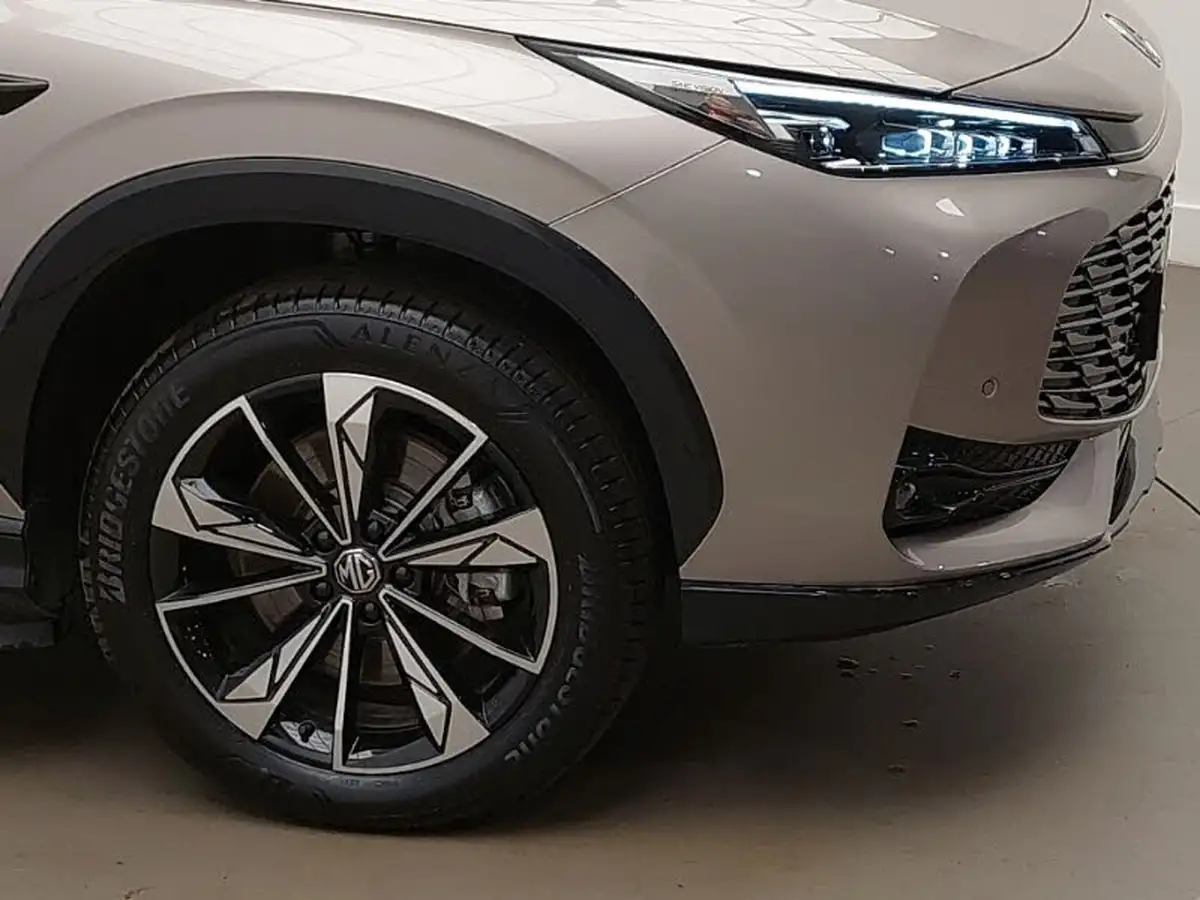 2024-mg-hs-15t-gdi-trophy-273ps-plug-in-hybrid-1496cc-auto-big-8