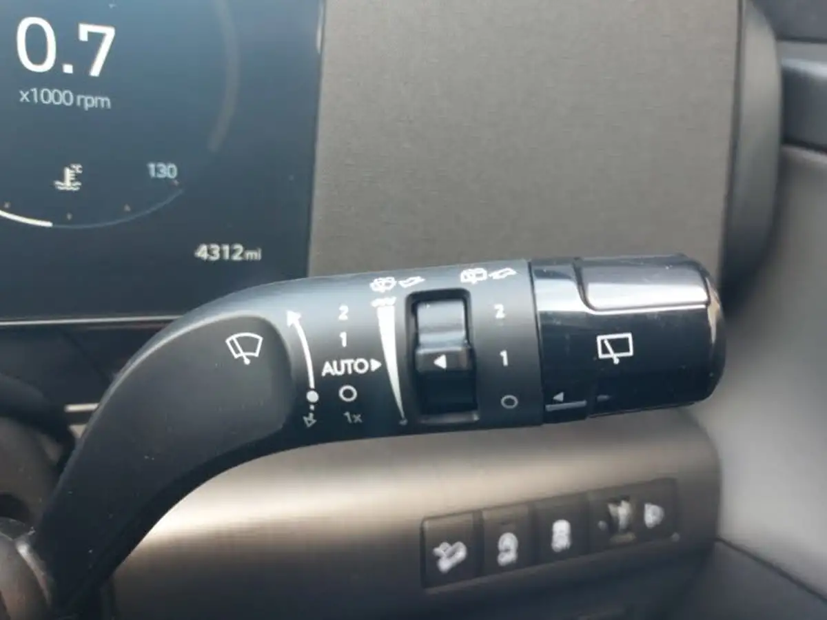2024-hyundai-kona-16-t-gdi-n-line-s-198ps-dct-big-17