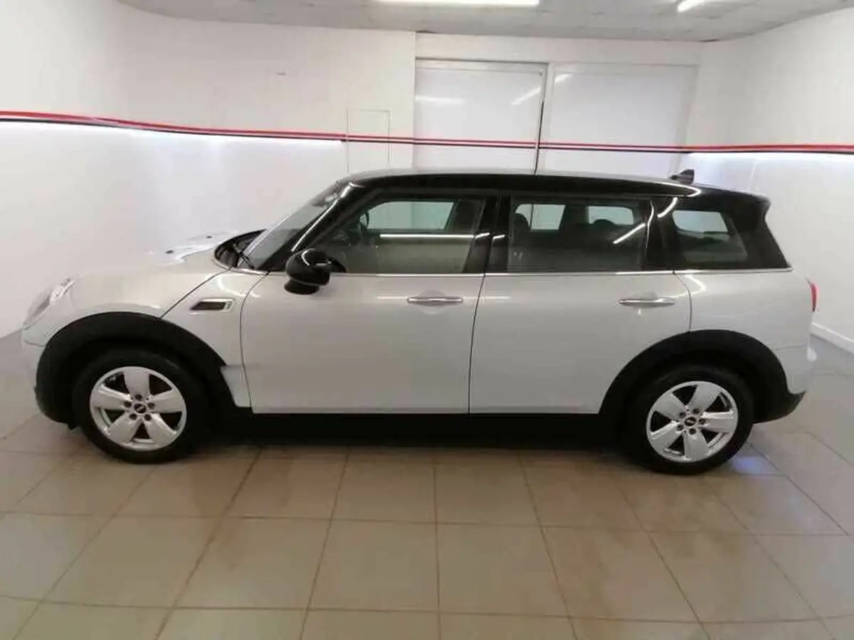 2018-mini-clubman-15-cooper-big-11