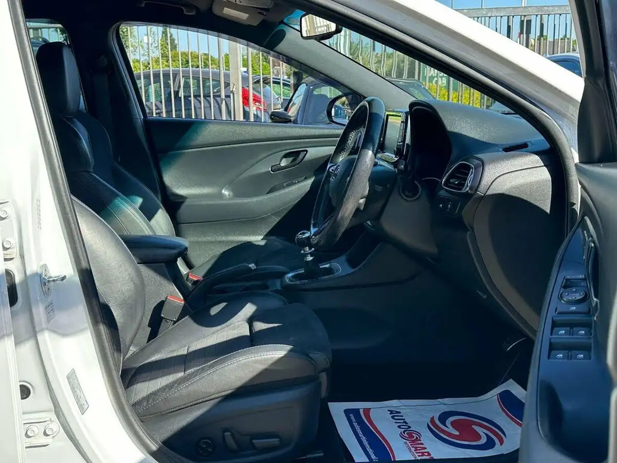 2018-hyundai-i30-n-20-t-gdi-n-performance-big-17