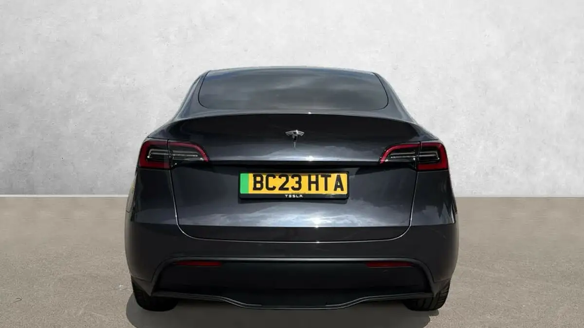 2023-tesla-model-y-e-rwd-big-3