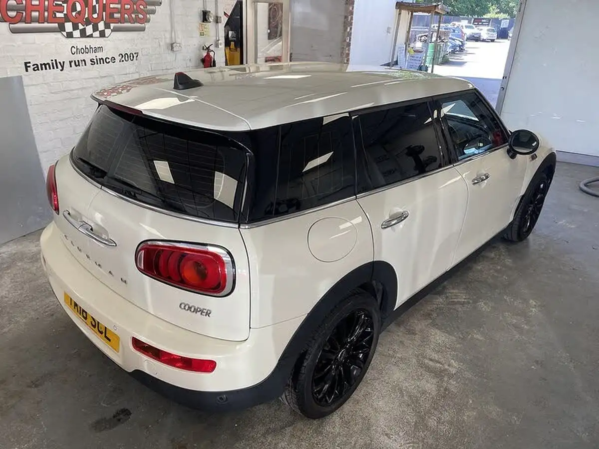 2018-mini-clubman-15-cooper-auto-big-7
