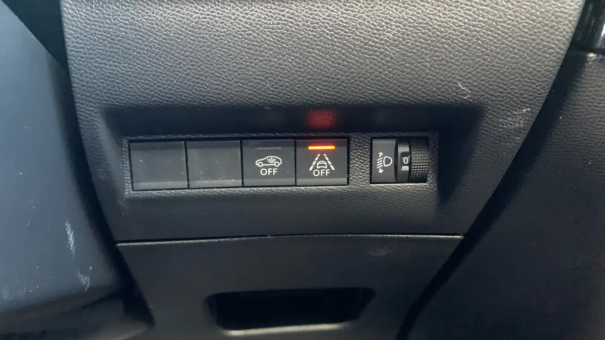 2023-peugeot-208-12-puretech-active-premium-big-17