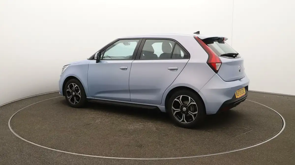2023-mg-mg3-15-vti-tech-exclusive-nav-big-32