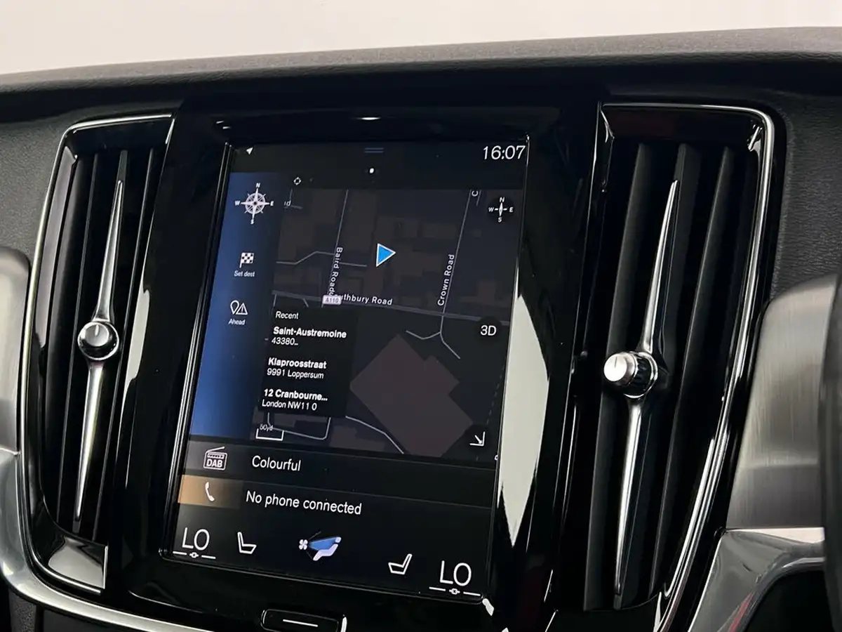 2020-volvo-s90-20td-d4-momentum-plus-big-33