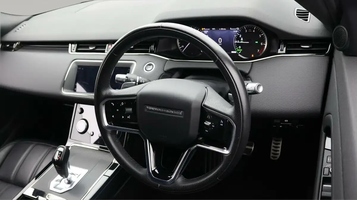 2021-land-rover-range-rover-evoque-15-p300e-r-dynamic-s-big-8