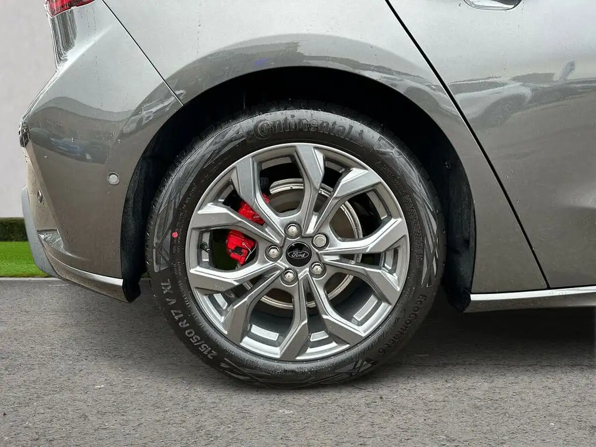2025-ford-focus-10t-st-line-125ps-hatchback-big-8
