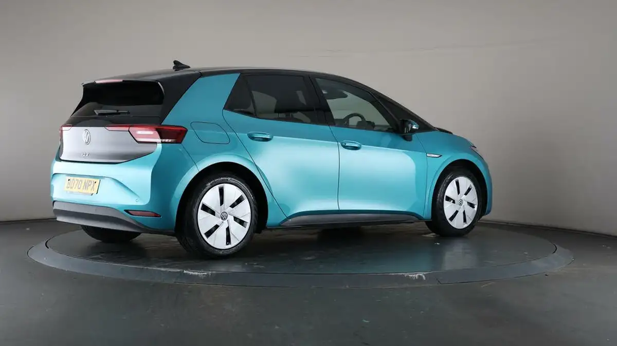 2020-volkswagen-id3-e-business-big-65