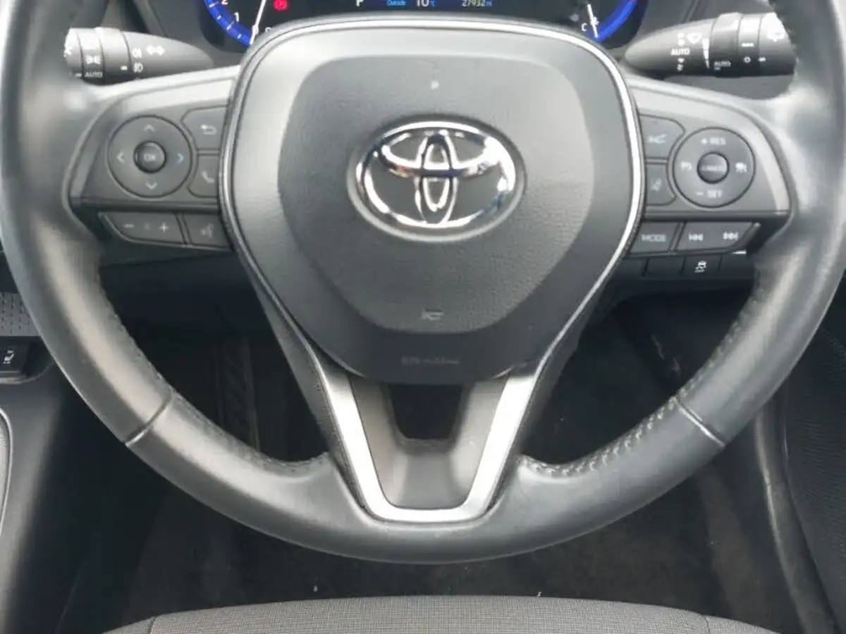 2020-toyota-corolla-18-vvt-i-design-trk-touring-sports-5d-big-15