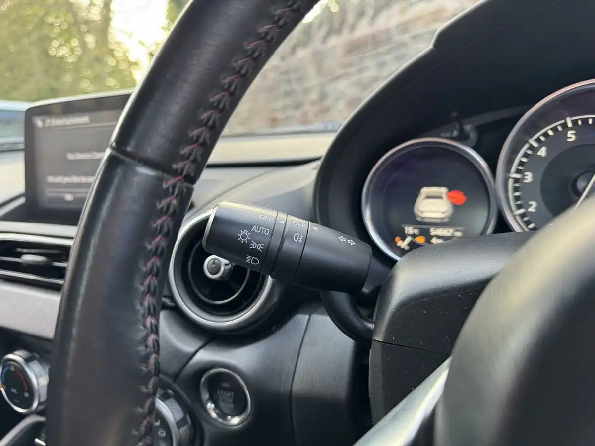 2019-mazda-mx-5-15-sport-nav-nappa-leather-rf-big-40
