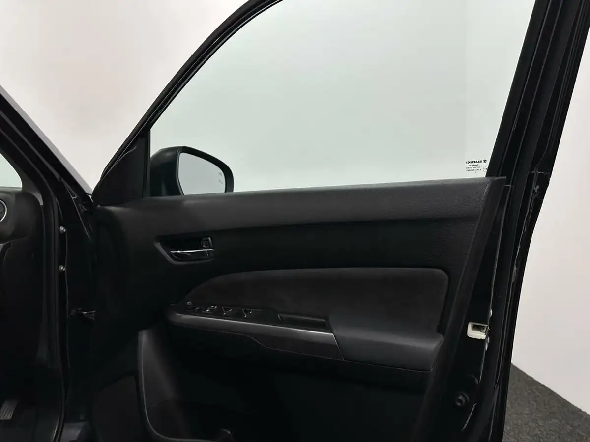 2021-suzuki-vitara-14-boosterjet-sz5-big-28