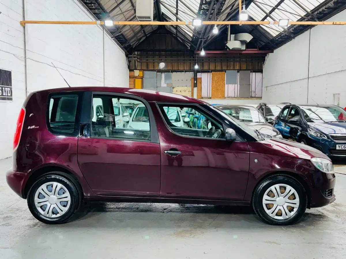 2011-skoda-roomster-12-s-1197cc-dsg-big-7