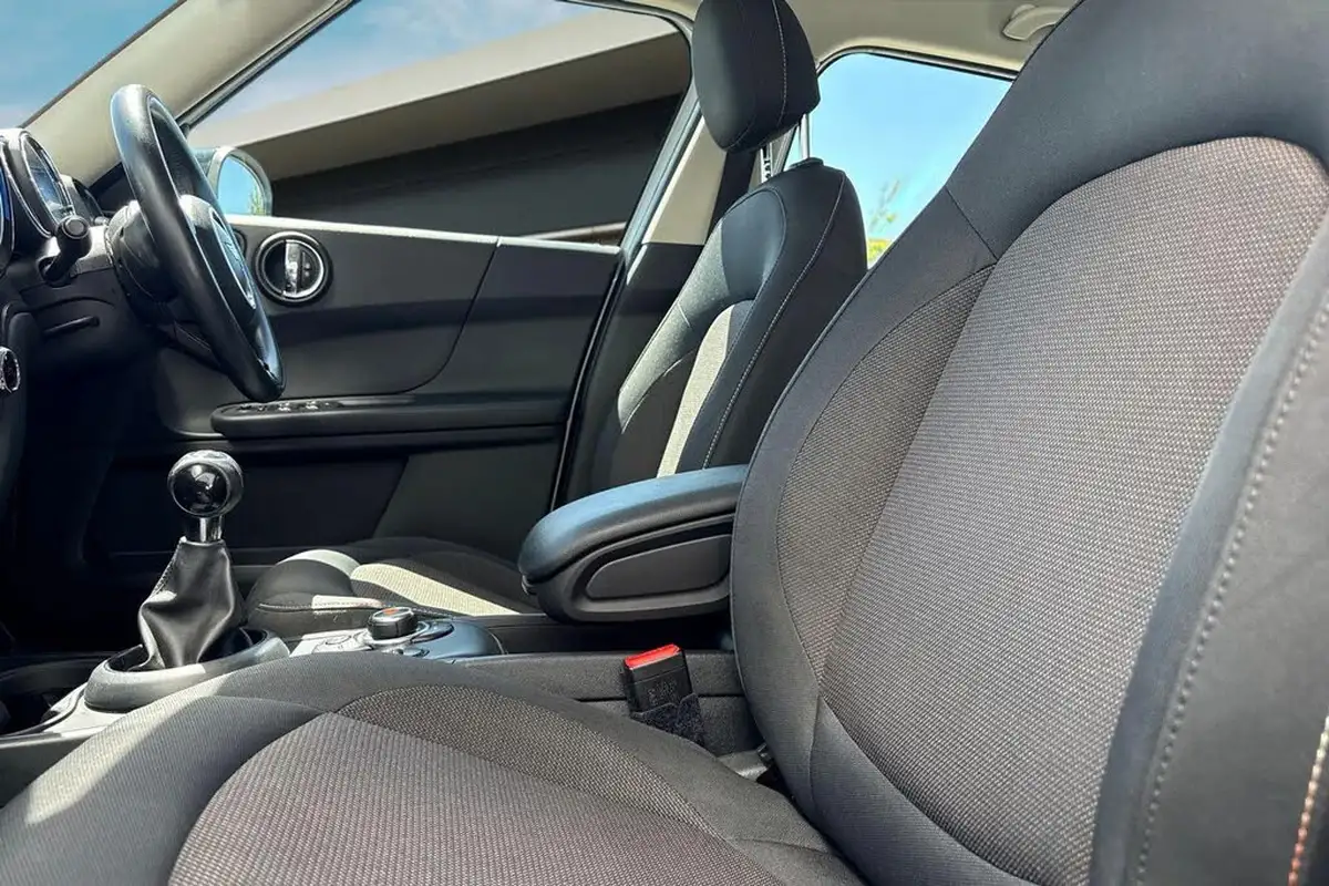 2019-mini-countryman-15-cooper-classic-big-15