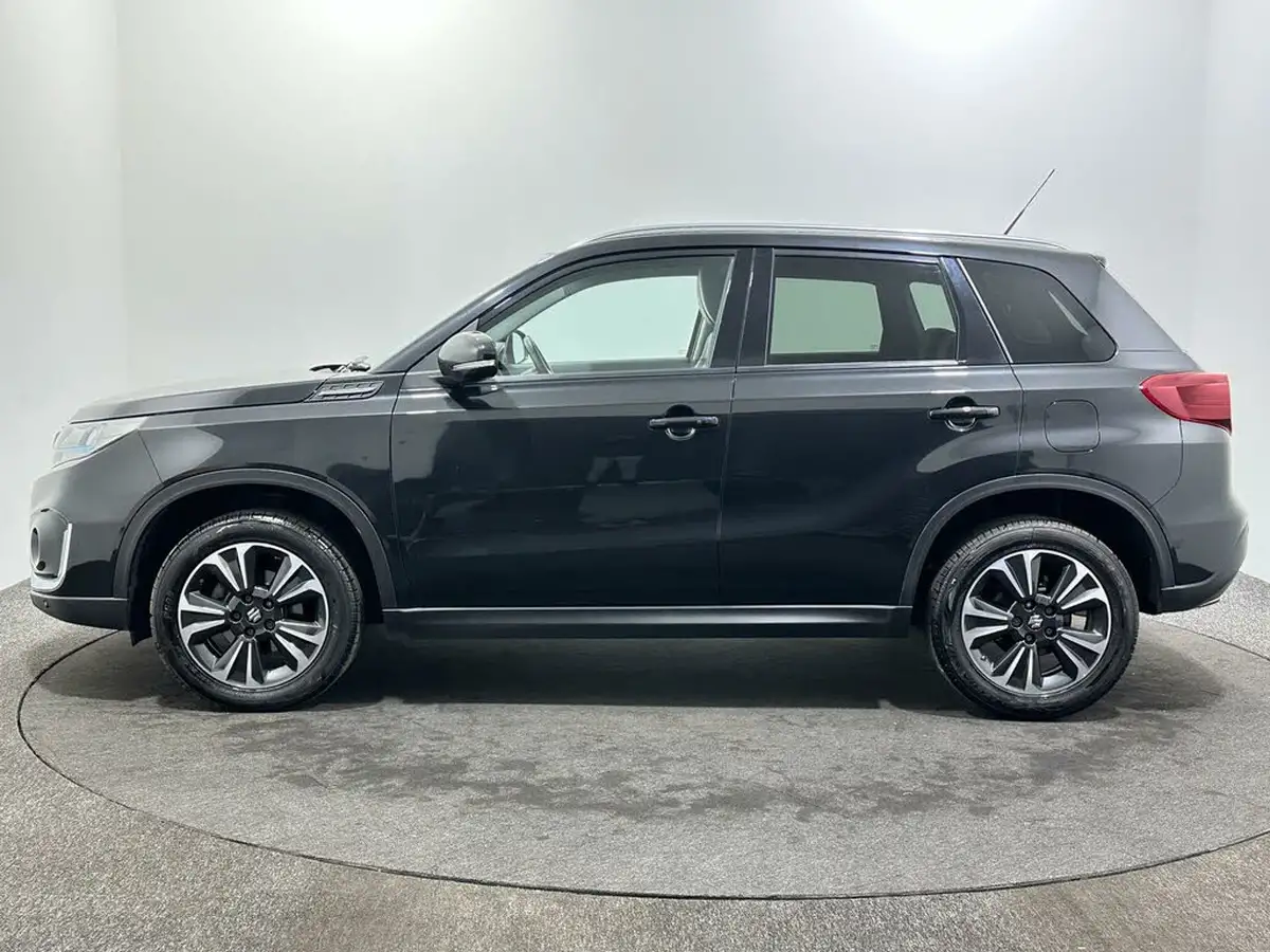 2021-suzuki-vitara-14-boosterjet-sz5-big-4